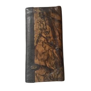 Mossy Oak Brown and Black Leather Wallet with Organic Design